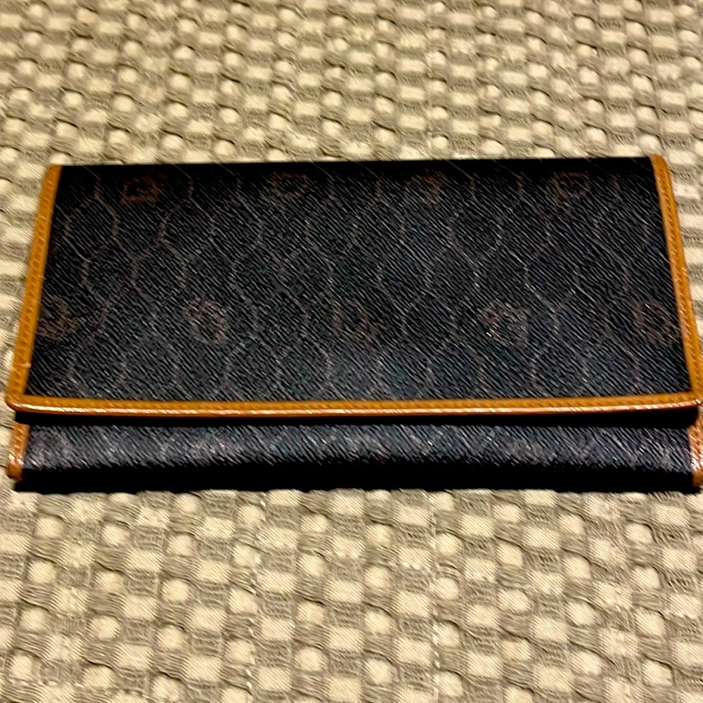 Christian Dior long wallet.  Vintage. 7” x 4”